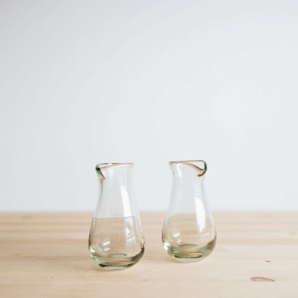 petite-glass-creamer